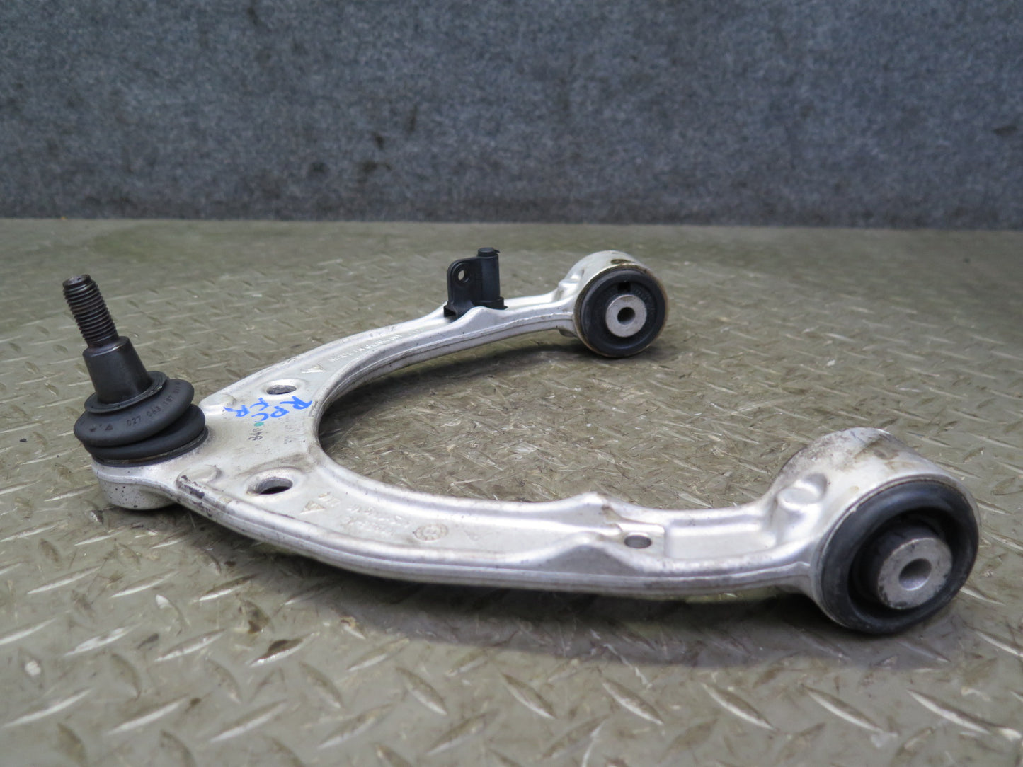 2011-2014 Porsche Cayenne 958 AWD Front Right Side Upper & Lower Control Arm Set