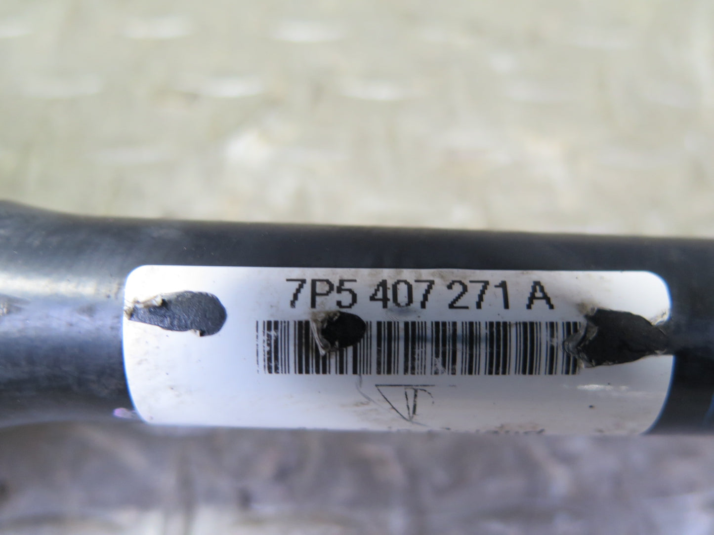 2011-2018 Porsche Cayenne 958 Front Left Drvier Side CV Axle Shaft