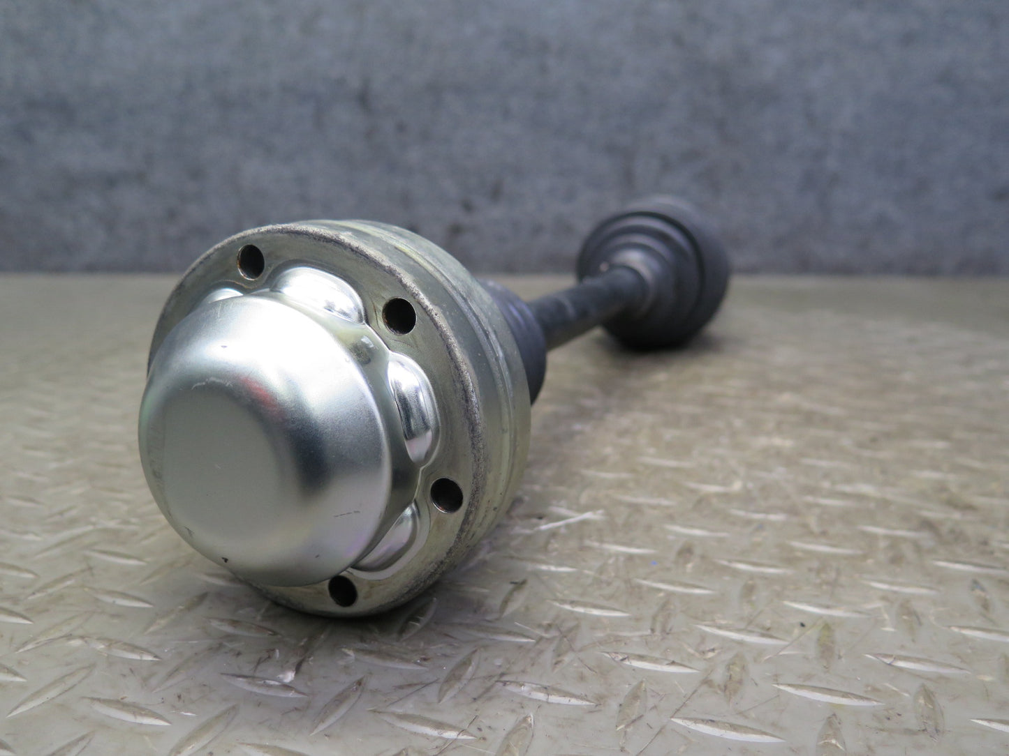 2011-2018 Porsche Cayenne 958 Front Left Drvier Side CV Axle Shaft