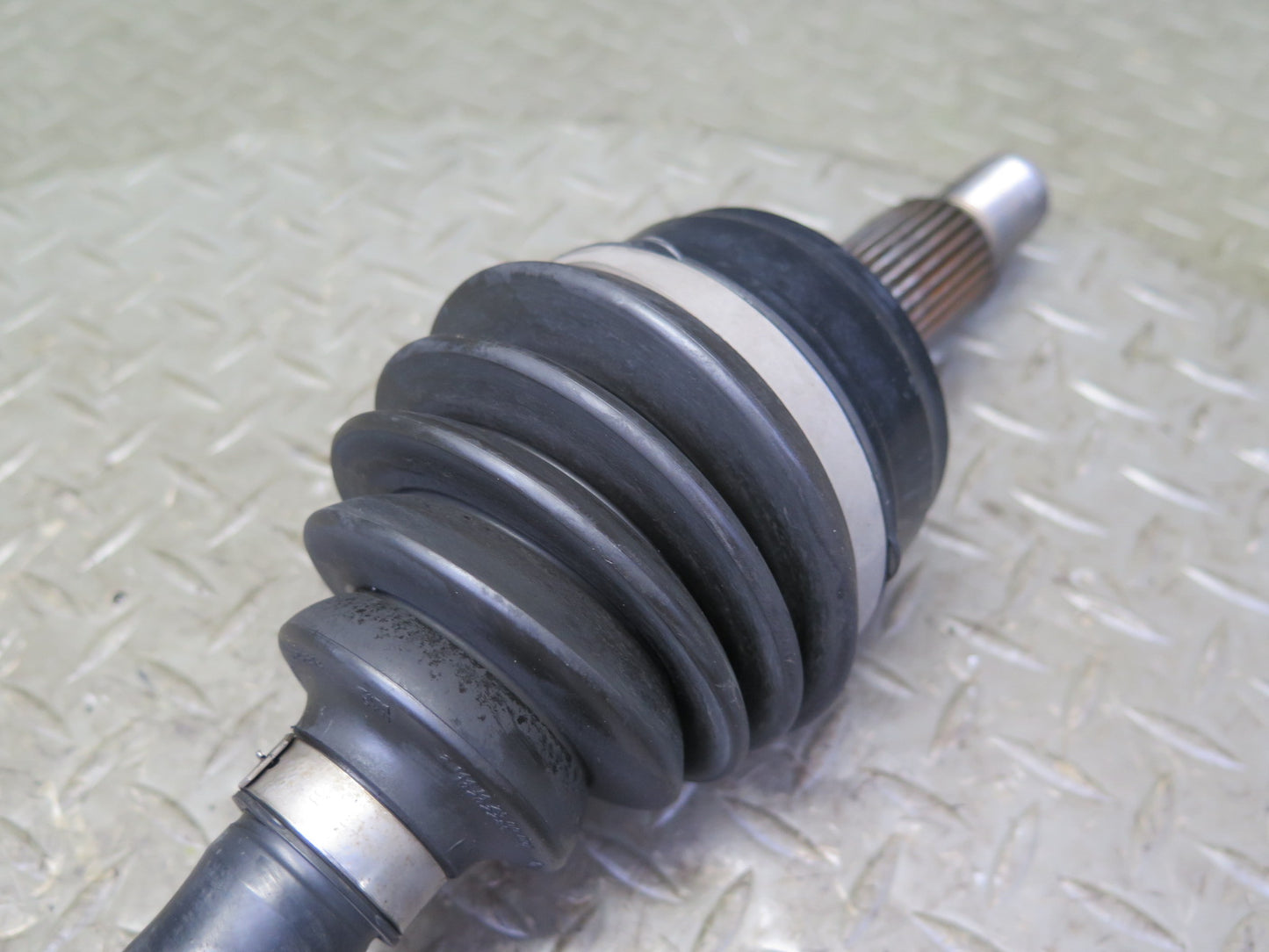 2011-2018 Porsche Cayenne 958 Front Left Drvier Side CV Axle Shaft