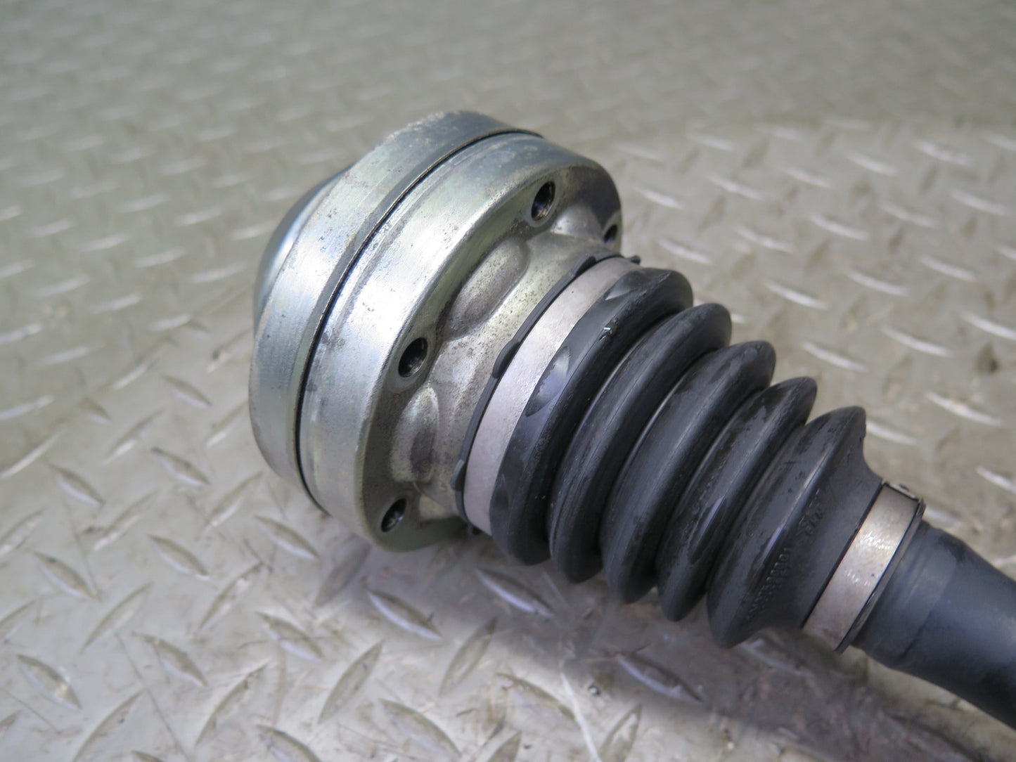 2011-2018 Porsche Cayenne 958 Front Left Drvier Side CV Axle Shaft