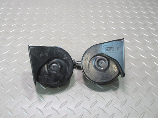 07-13 BMW E90 E92 E93 335I Set of 2 High & Low Tone Note Pitch Horn Signal OEM
