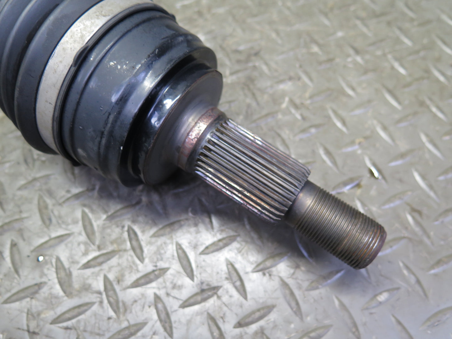 2011-2018 Porsche Cayenne 958 Front Right Pass Side CV Axle Shaft