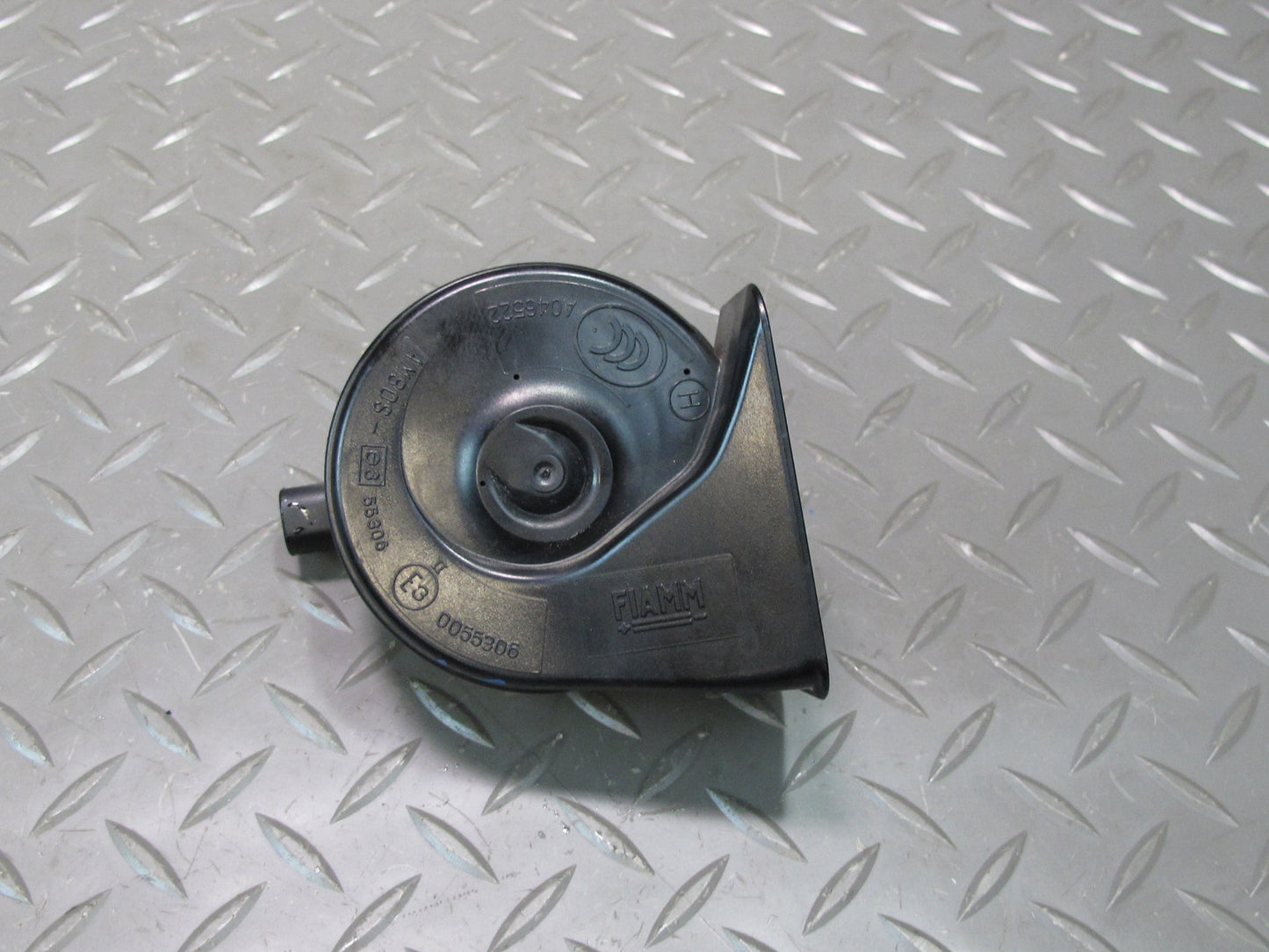 07-13 BMW E90 E92 E93 335I Set of 2 High & Low Tone Note Pitch Horn Signal OEM