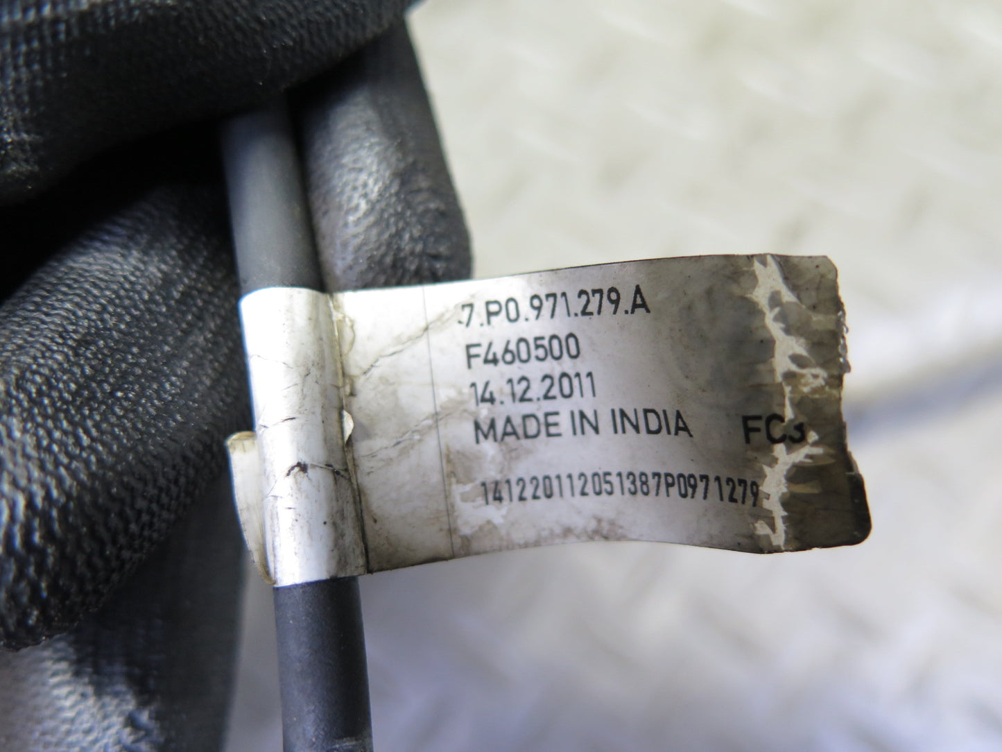 2011-2018 Porsche Cayenne 958 AWD Front Left Spindle Knuckle Wheel Hub Bearing