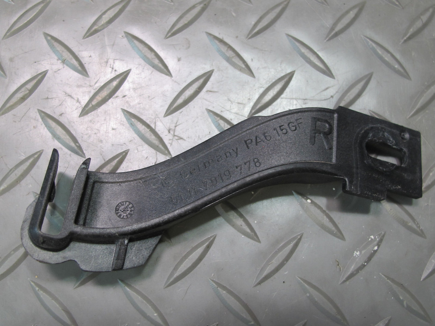 07-10 BMW E92 E93 335i Set of 4 Front Headlight Mount Bracket Support OEM