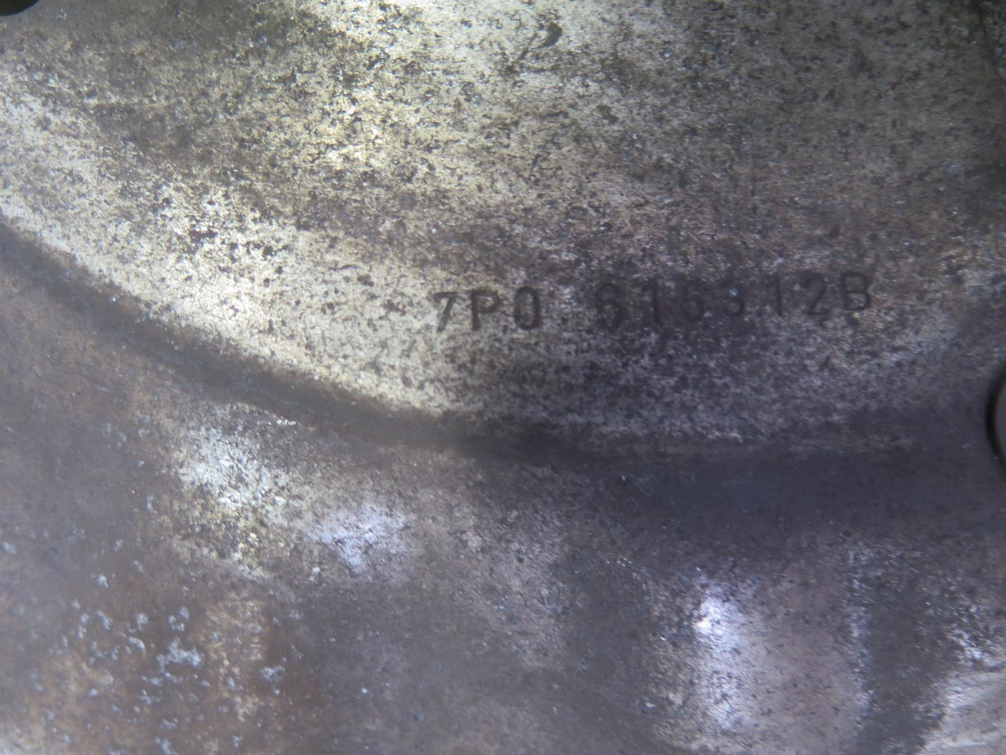 2011-2018 Porsche Cayenne 958 AWD Front Right Spindle Knuckle Wheel Hub Bearing