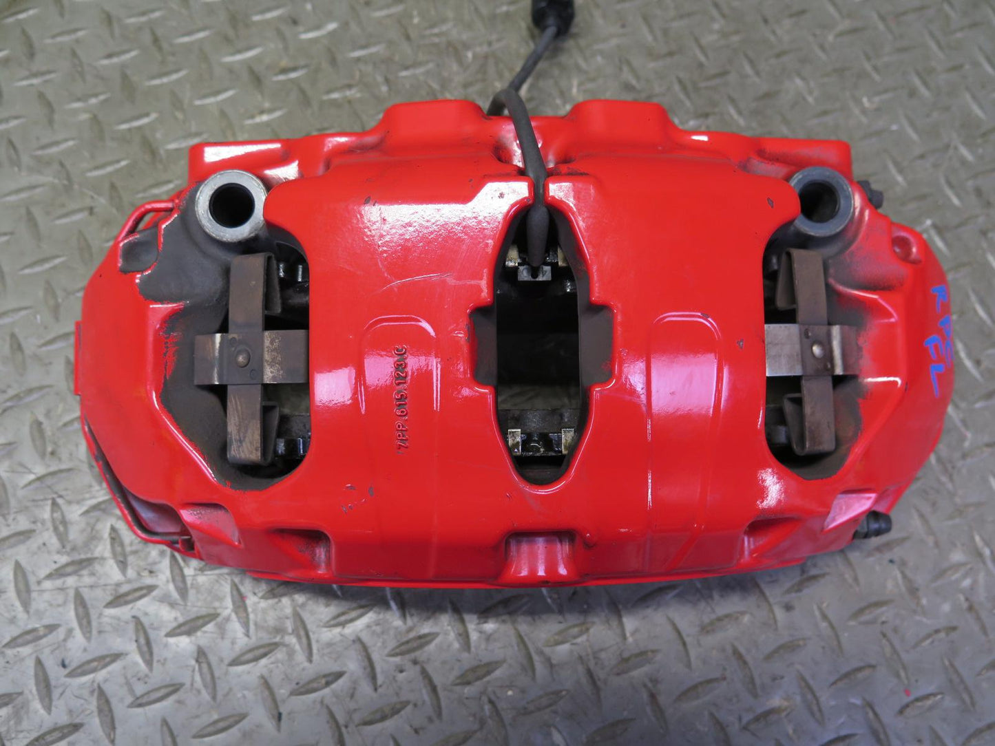 2011-2018 Porsche Cayenne 958 4.8L AWD 19" Front Brembo Brake Caliper Set 67K