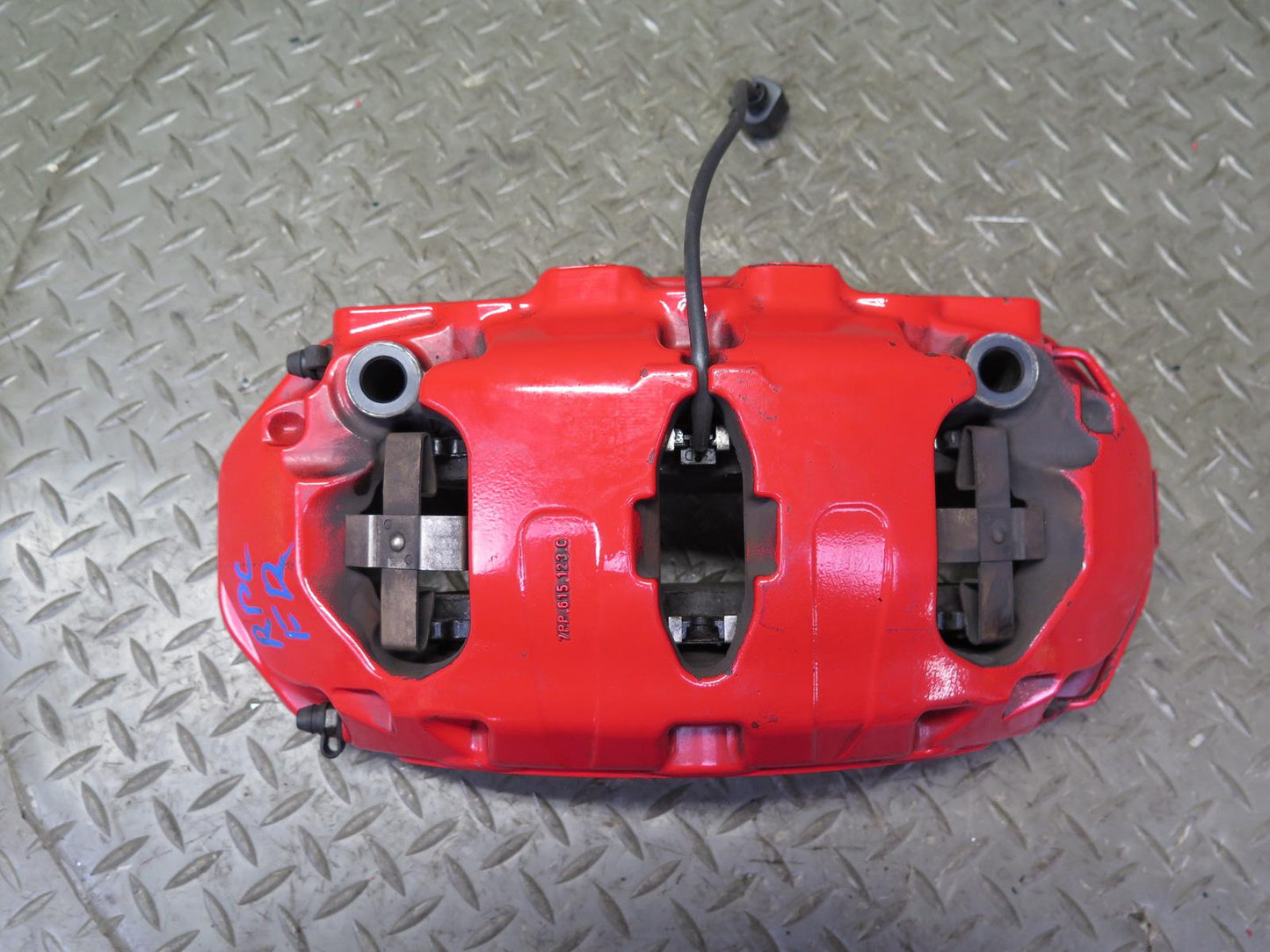 2011-2018 Porsche Cayenne 958 4.8L AWD 19" Front Brembo Brake Caliper Set 67K