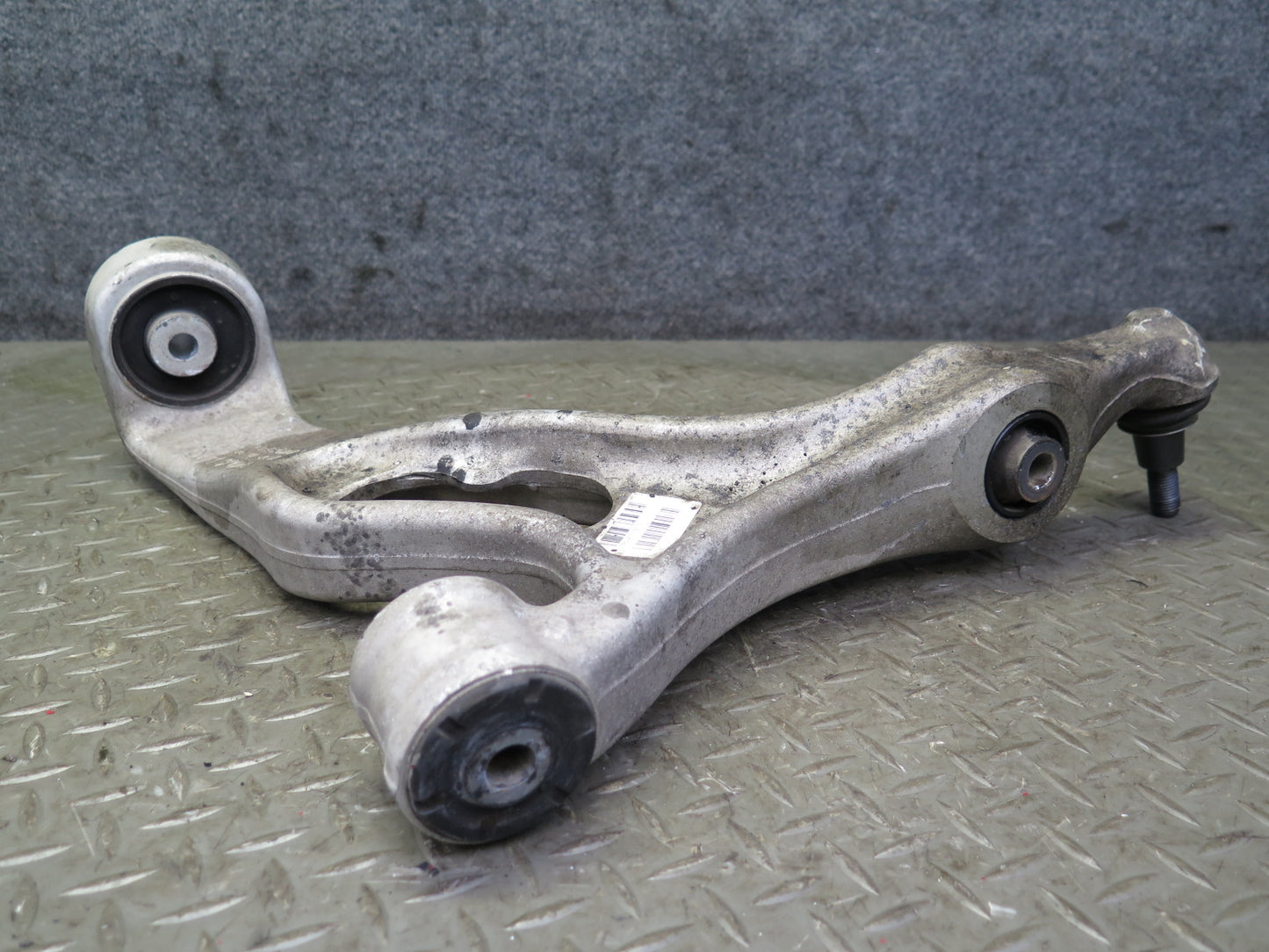 2011-2014 Porsche Cayenne 958 AWD Front Left Side Upper & Lower Control Arm Set