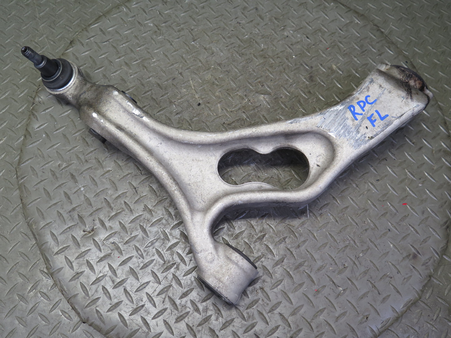 2011-2014 Porsche Cayenne 958 AWD Front Left Side Upper & Lower Control Arm Set