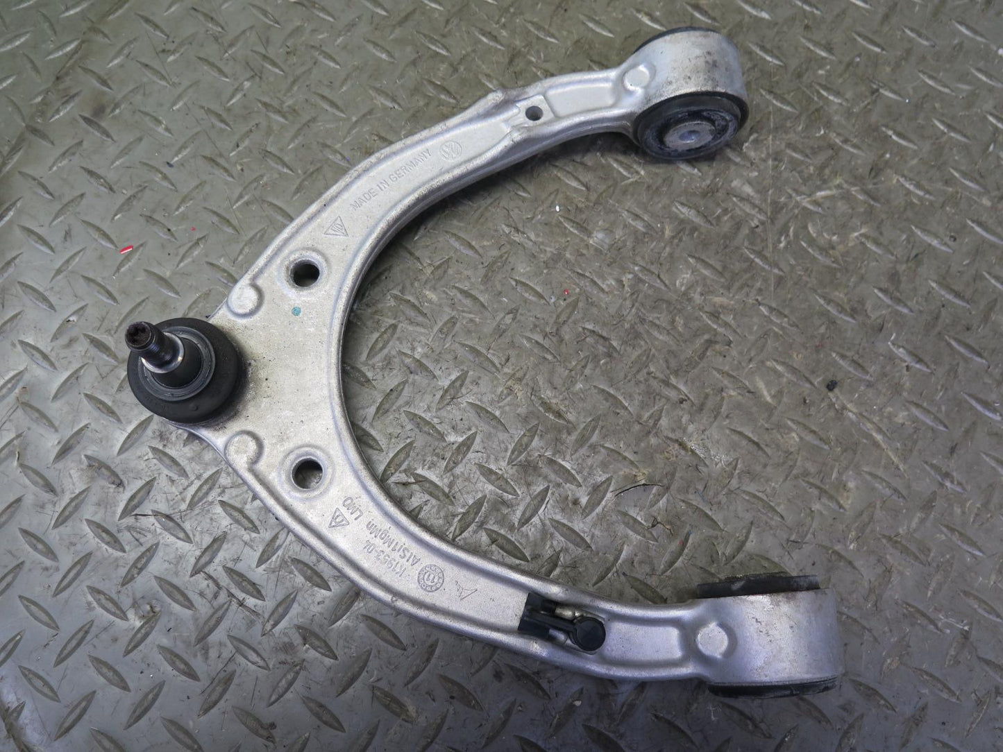 2011-2014 Porsche Cayenne 958 AWD Front Left Side Upper & Lower Control Arm Set