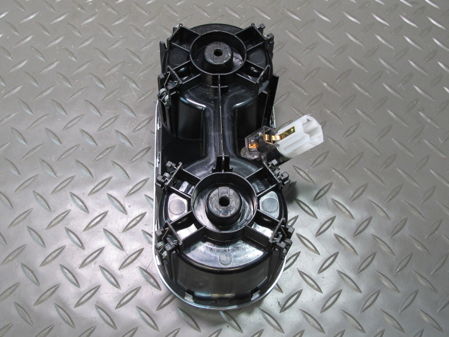 11-18 Porsche Cayenne 958 Front Center Console Drink CUP Holder W/ 12V Socket