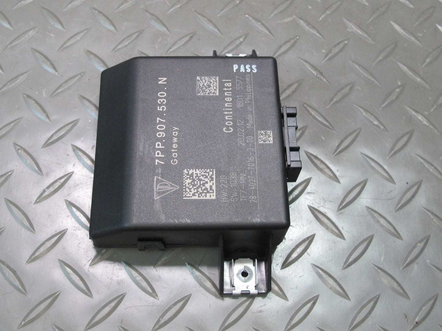 2011-2014 Porsche Cayenne 958 Gateway Control Module Unit 7PP907530N