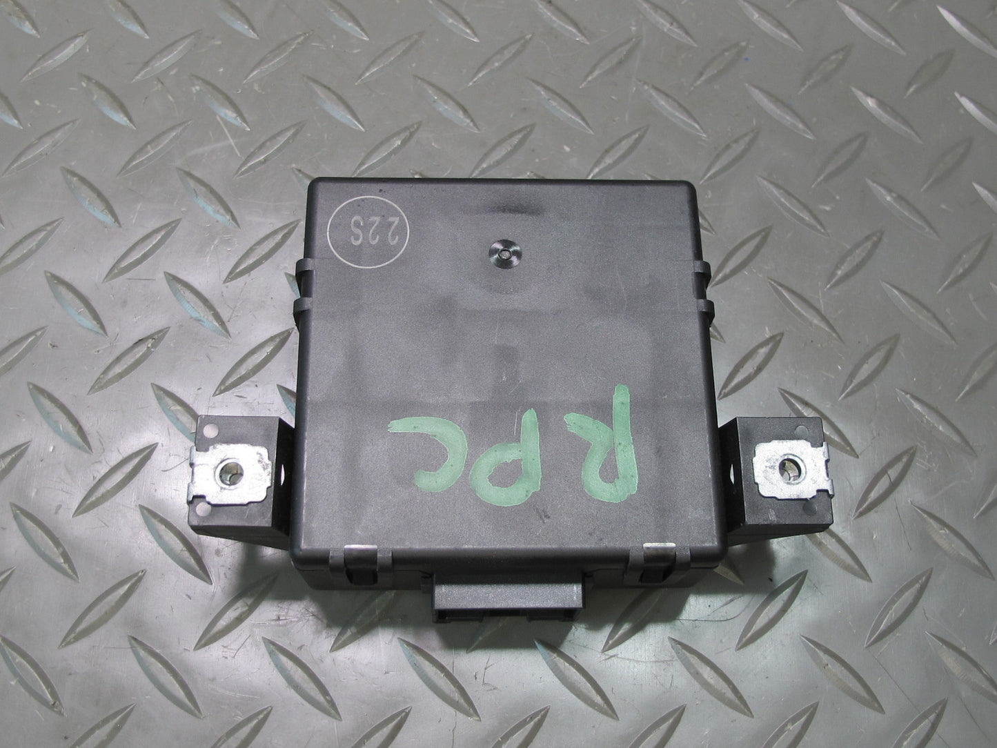 2011-2014 Porsche Cayenne 958 Gateway Control Module Unit 7PP907530N