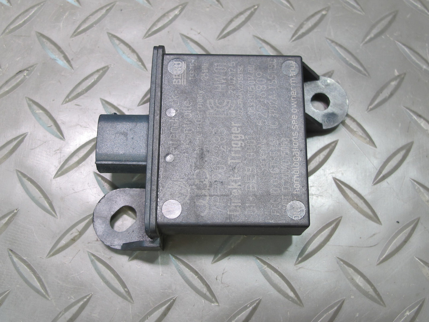 2011-2014 Porsche Cayenne 958 TPMS Tire Pressure Sensor Module Unit Set