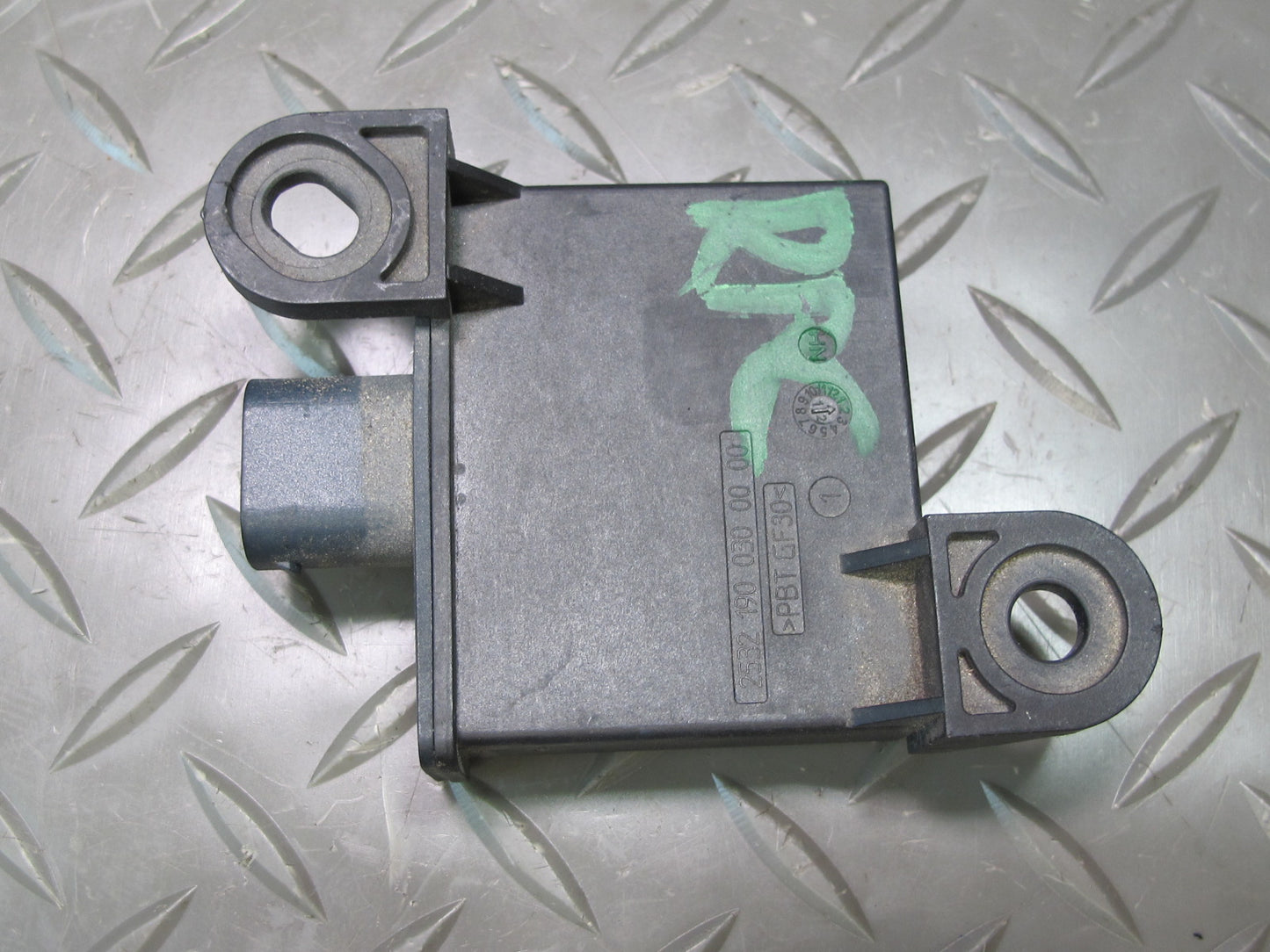 2011-2014 Porsche Cayenne 958 TPMS Tire Pressure Sensor Module Unit Set