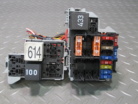 2011-2018 Porsche Cayenne 958 Fuse Relay Box Module