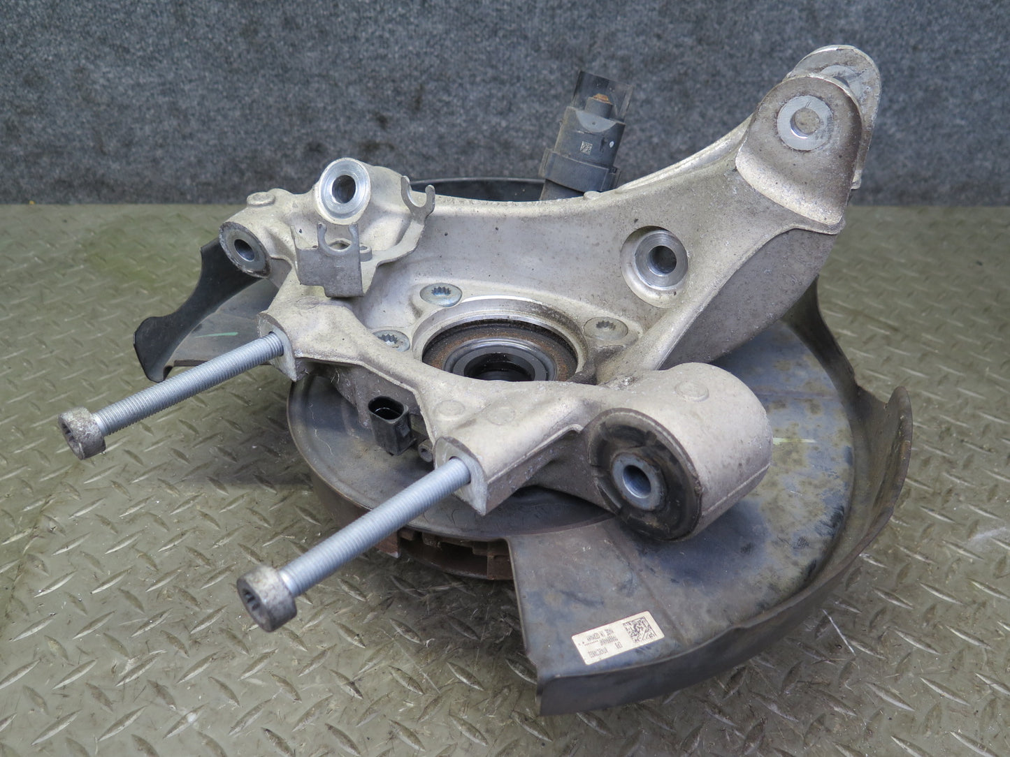 2011-2018 Porsche Cayenne 958 AWD Rear Right Spindle Knuckle Wheel Hub Bearing