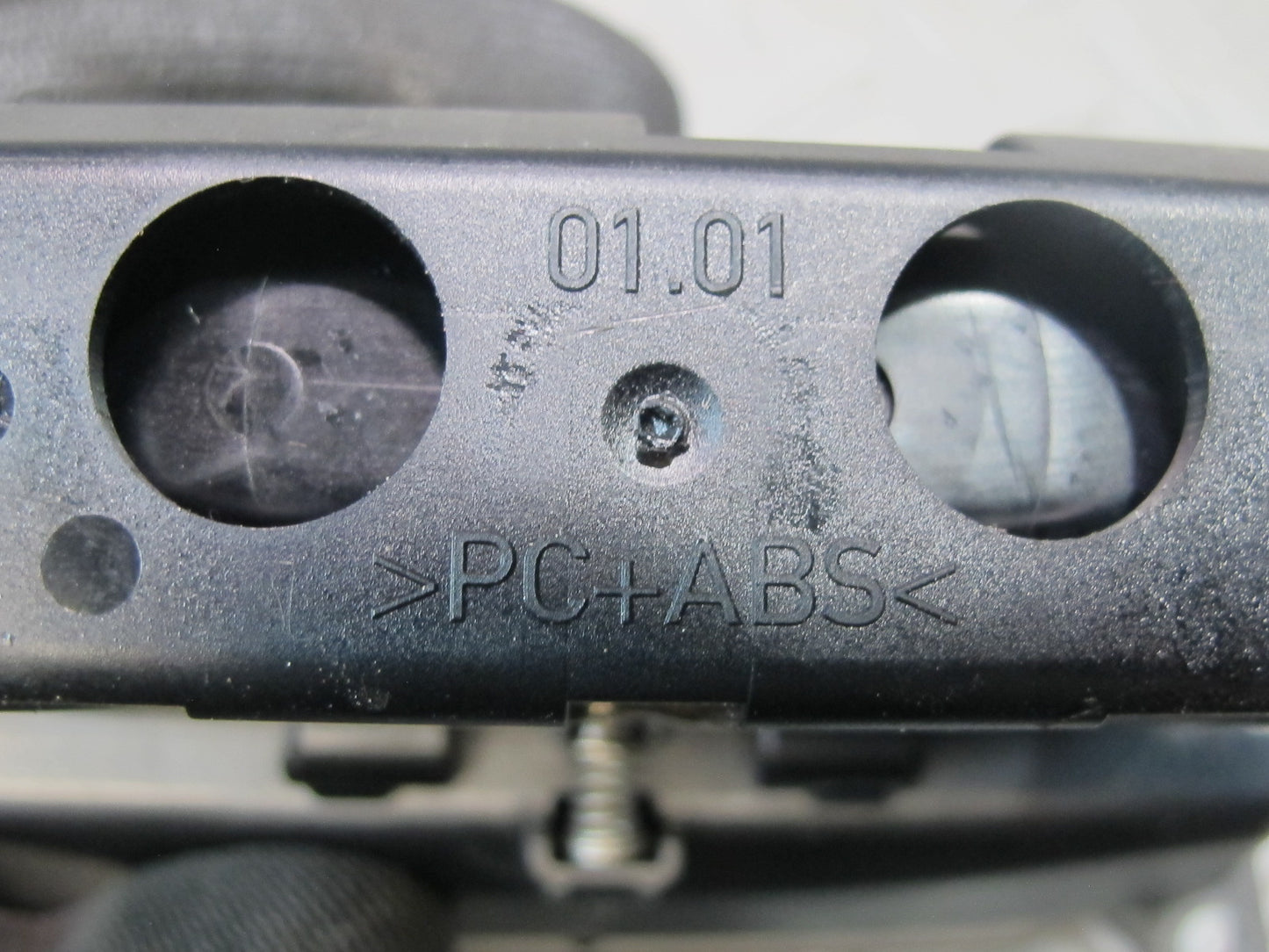 2011-2018 Porsche Cayenne 958 Front Center Console Storage Ash Tray Insert