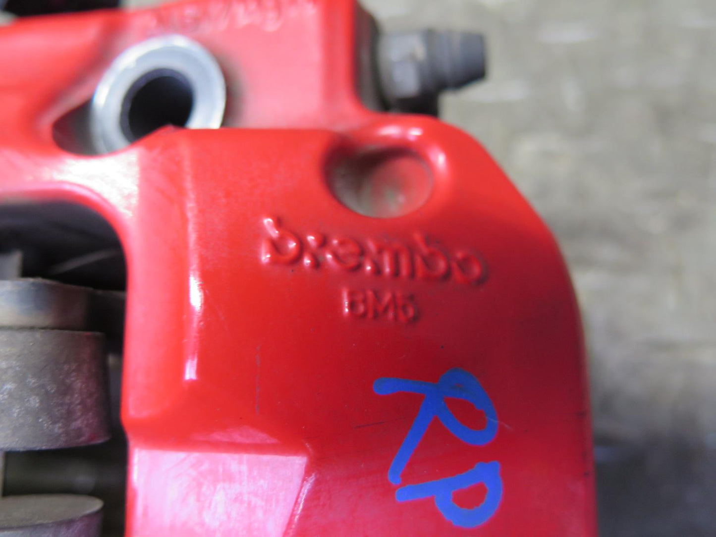 2011-2018 Porsche Cayenne 958 4.8L AWD 19" Rear Brembo Brake Caliper Set of 2