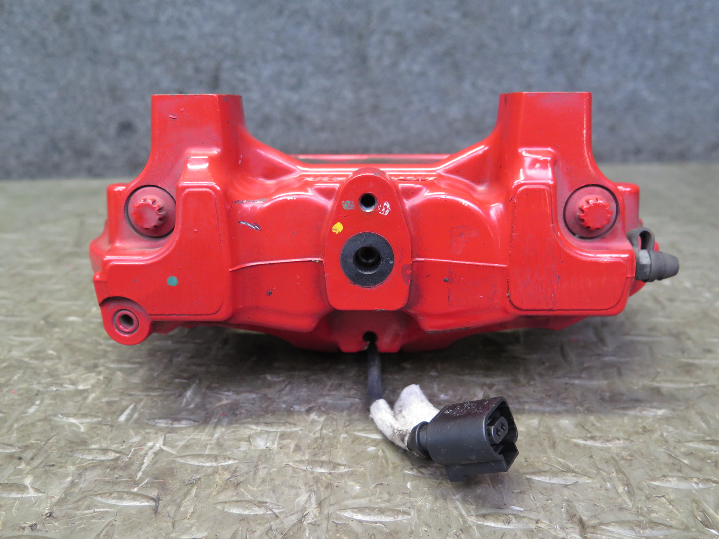 2011-2018 Porsche Cayenne 958 4.8L AWD 19" Rear Brembo Brake Caliper Set of 2