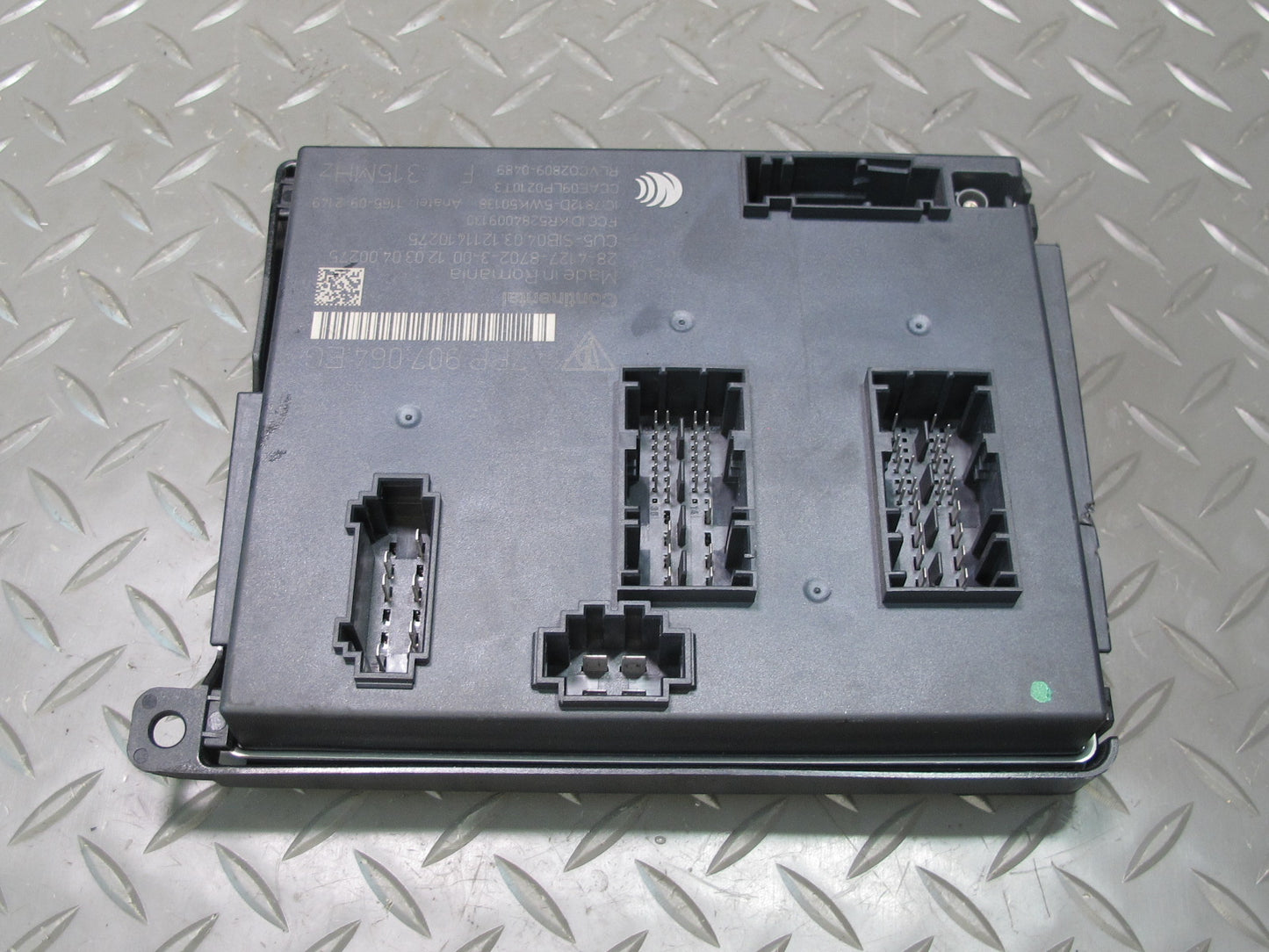 2012 Porsche Cayenne 958 Body Control Module BCM Unit 7PP907064EG