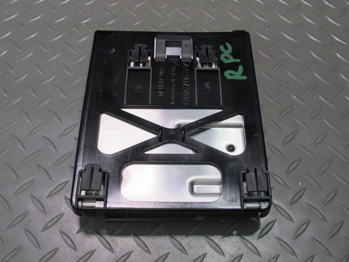 2012 Porsche Cayenne 958 Body Control Module BCM Unit 7PP907064EG