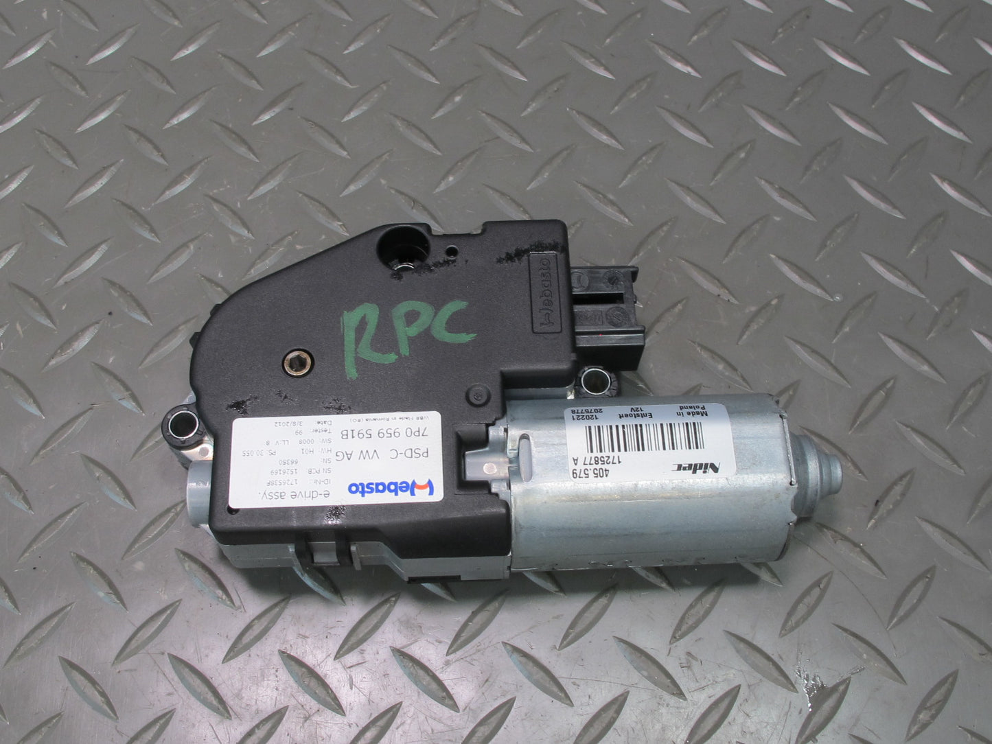 2011-2018 Porsche Cayenne 958 Front Panoramic Sunroof Drive Motor