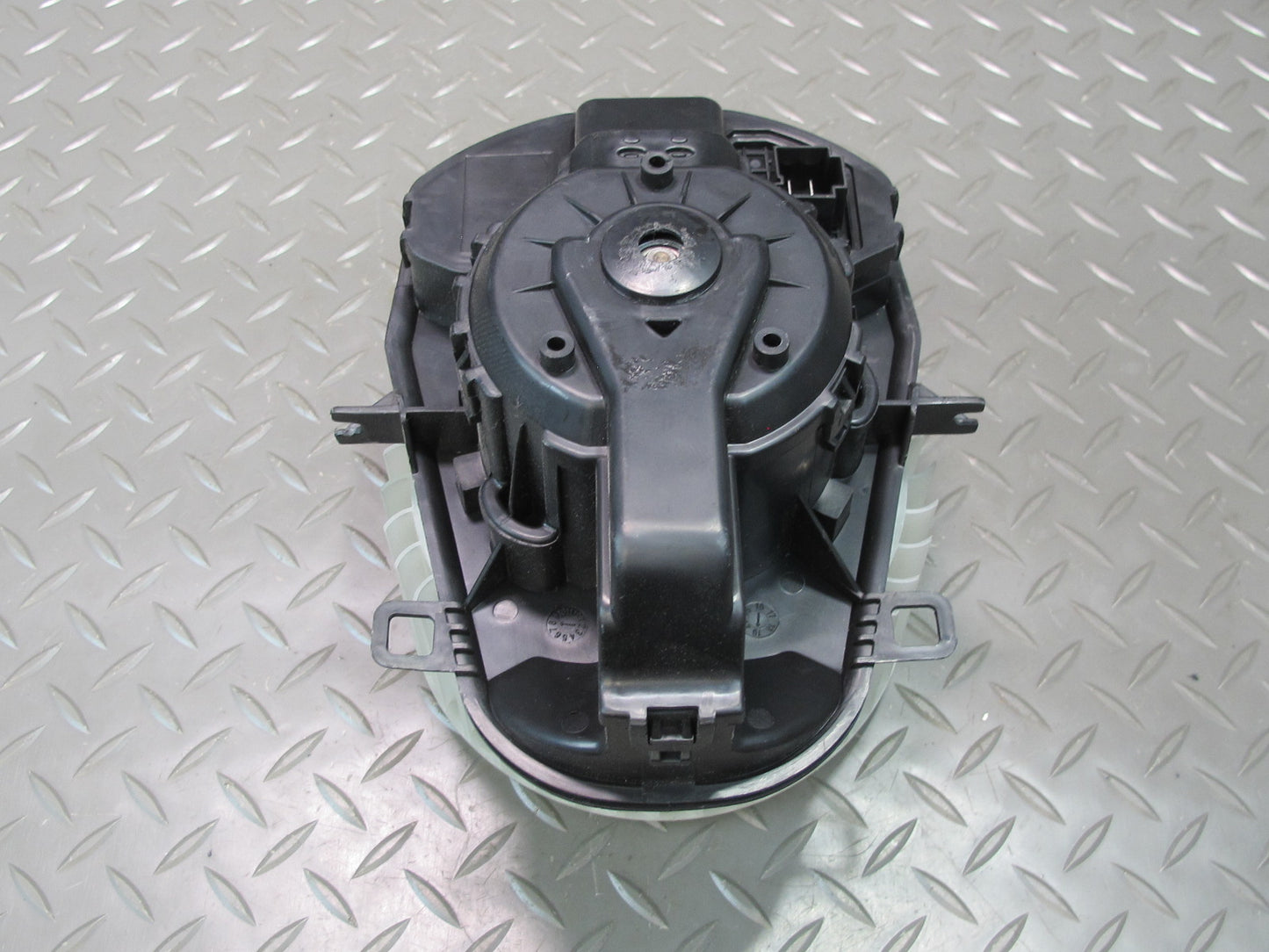 2011-2018 Porsche Cayenne 958 A/C Heater Climate Blower Motor Fan