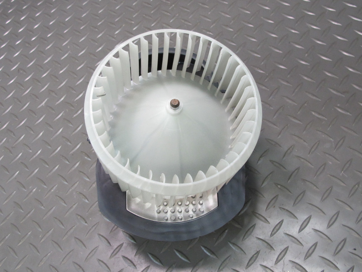 2011-2018 Porsche Cayenne 958 A/C Heater Climate Blower Motor Fan