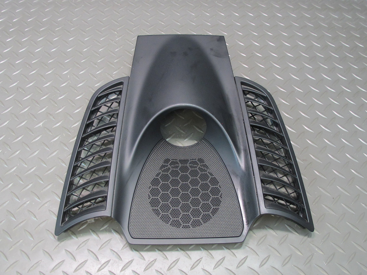 2011-2018 Porsche Cayenne 958 Front Dashboard Center Speaker Grille Trim Cover