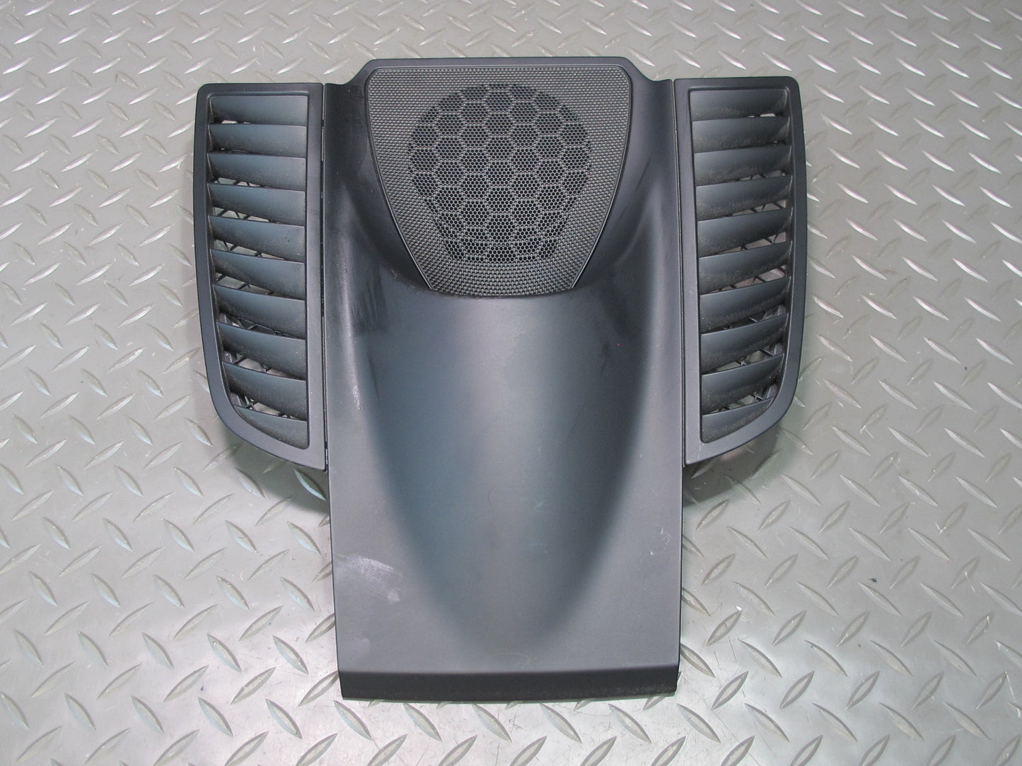 2011-2018 Porsche Cayenne 958 Front Dashboard Center Speaker Grille Trim Cover