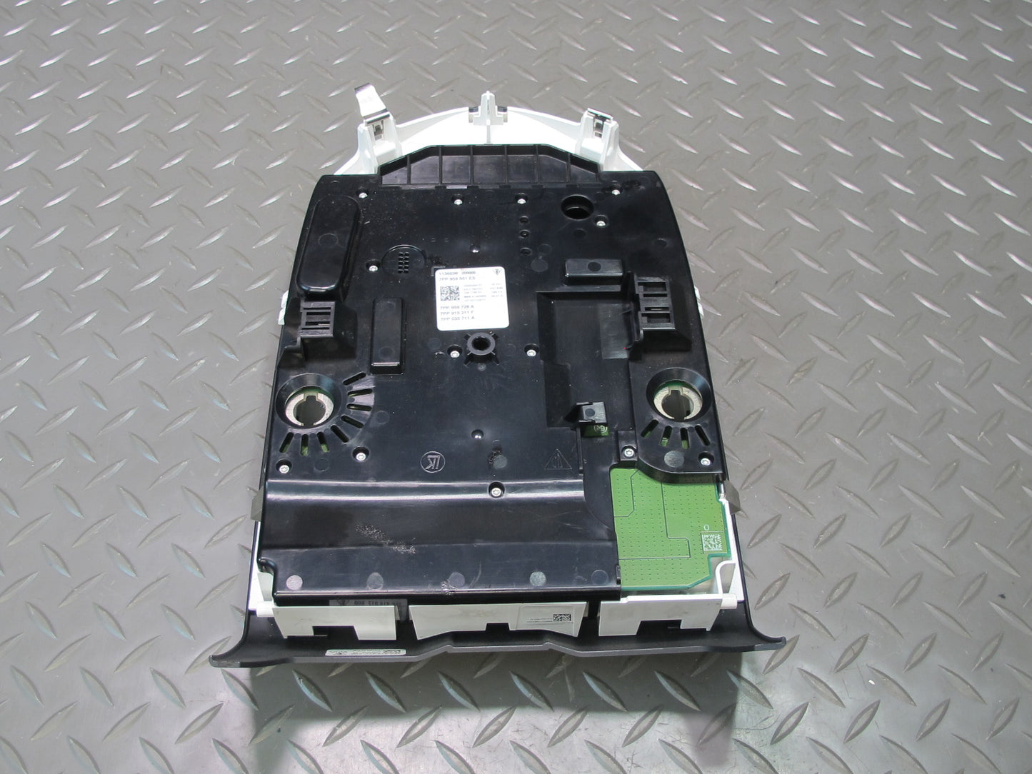 2011-2014 Porsche Cayenne 958 Center Console Upper Overhead Dome Light Lamp