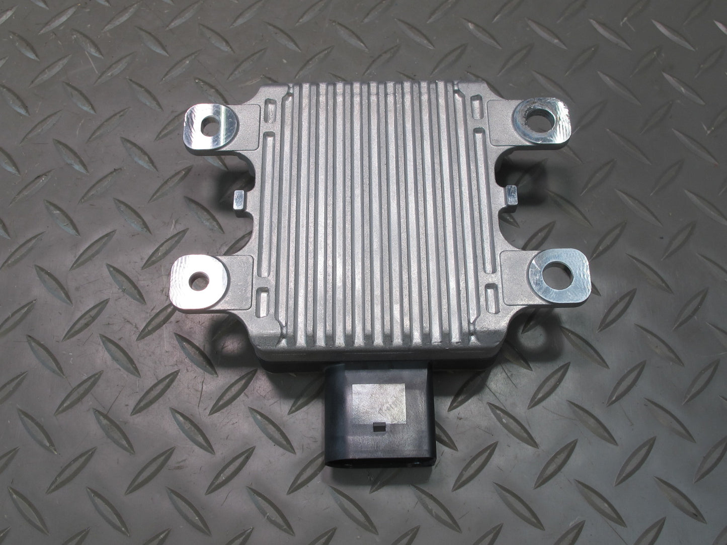 2011-2014 Porsche Cayenne 958 Oil Pump Control Module Unit 7P0927601