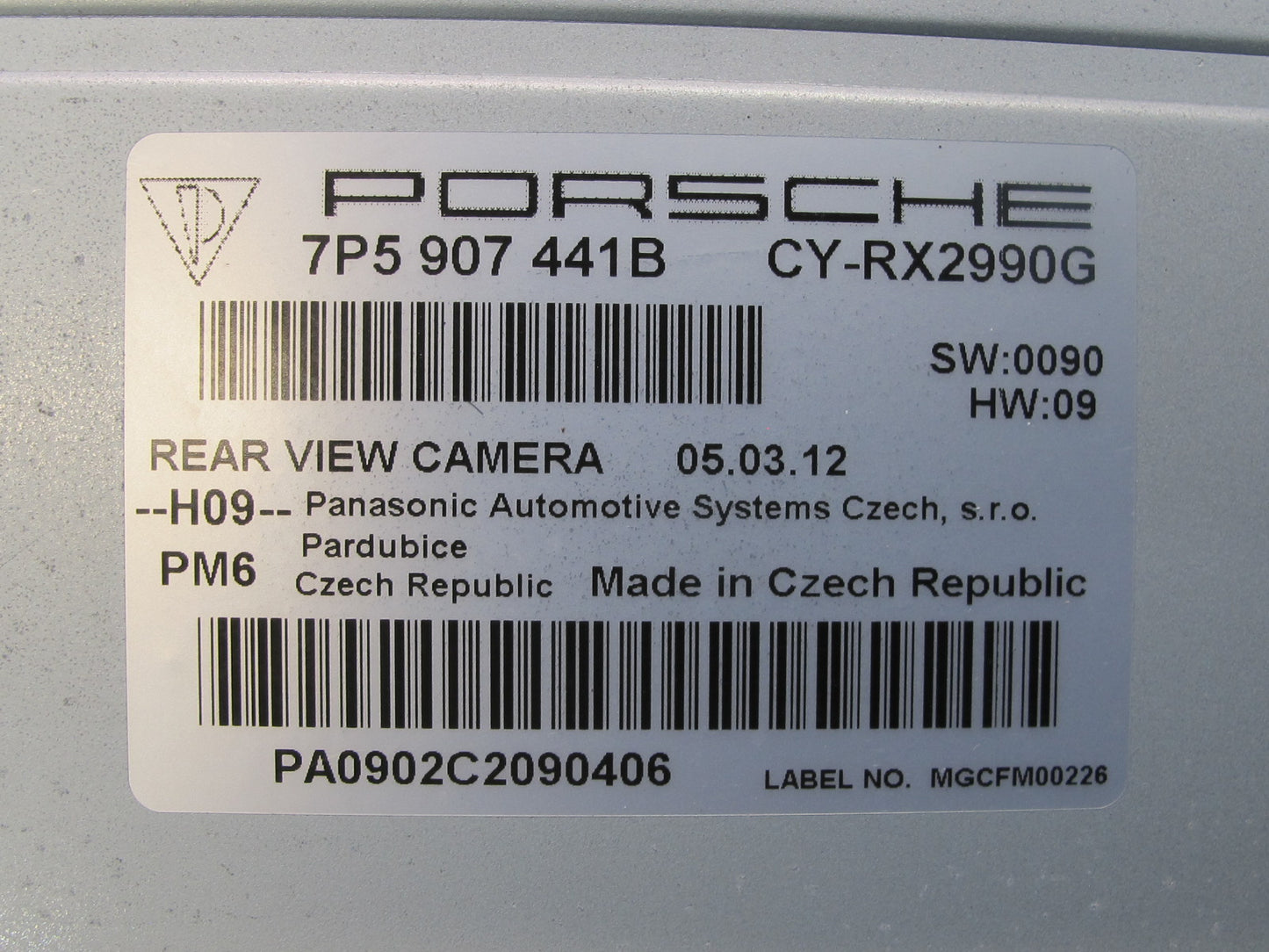 2011-2014 Porsche Cayenne 958 Rear View Backup Camera Control Module Unit