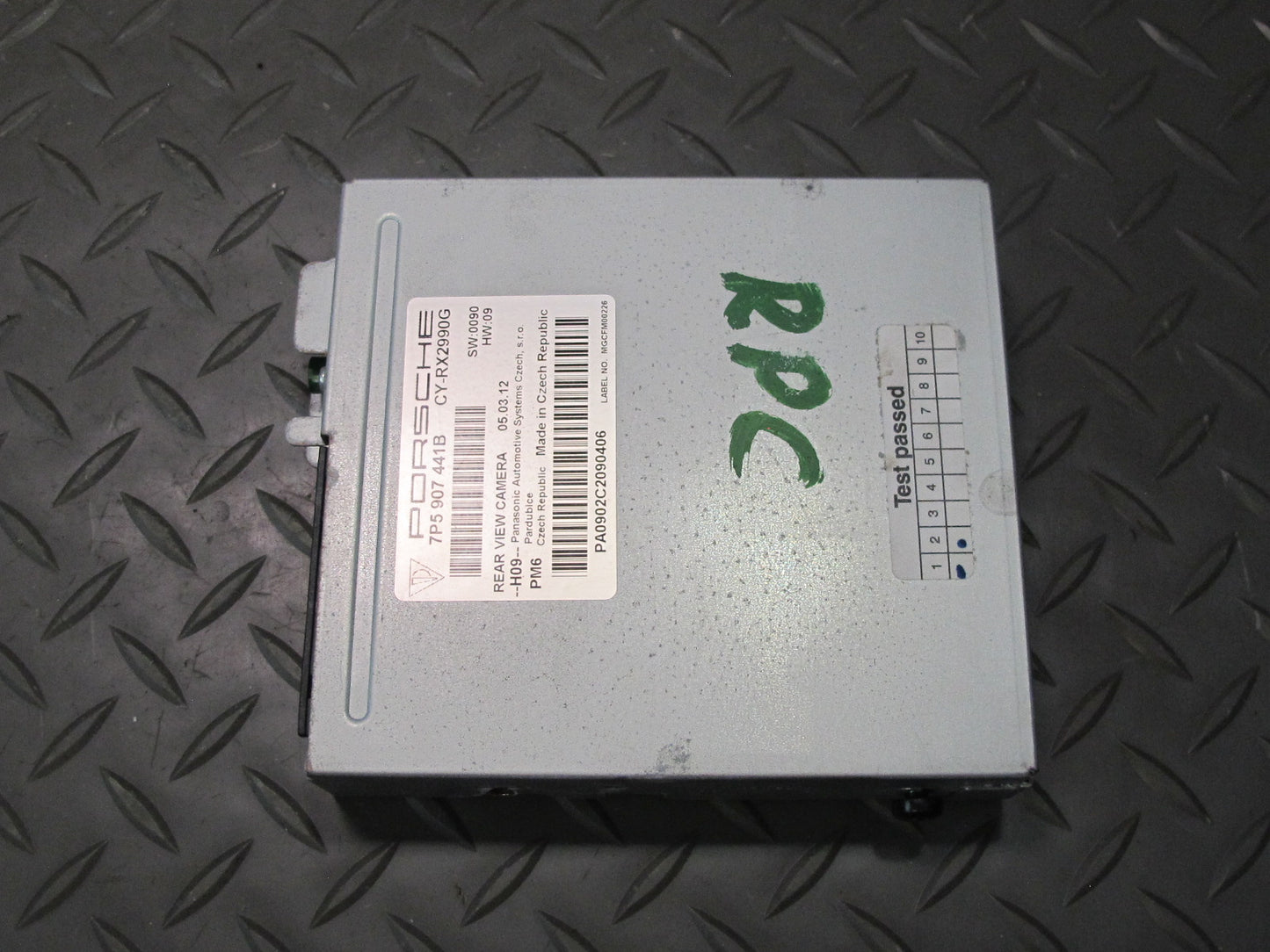 2011-2014 Porsche Cayenne 958 Rear View Backup Camera Control Module Unit