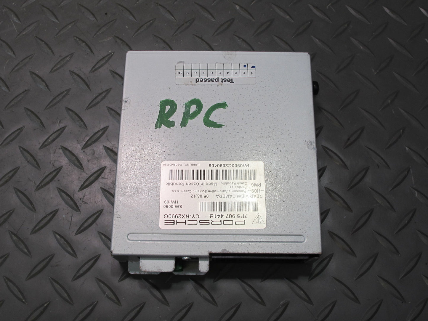 2011-2014 Porsche Cayenne 958 Rear View Backup Camera Control Module Unit