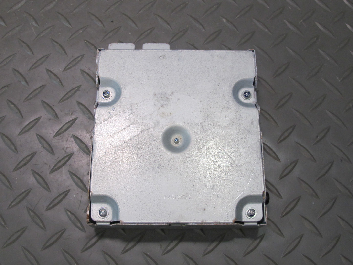 2011-2014 Porsche Cayenne 958 Rear View Backup Camera Control Module Unit