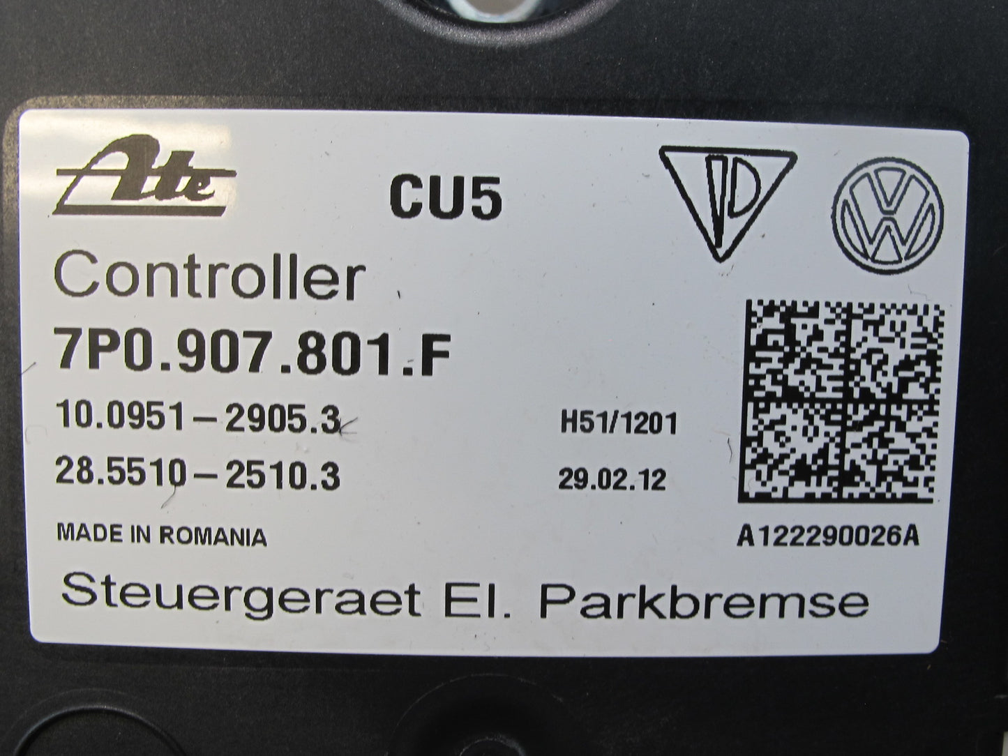 2011-2014 Porsche Cayenne 958 Electric Parking Brake Computer Control Module