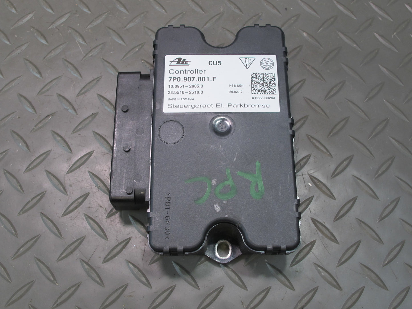 2011-2014 Porsche Cayenne 958 Electric Parking Brake Computer Control Module