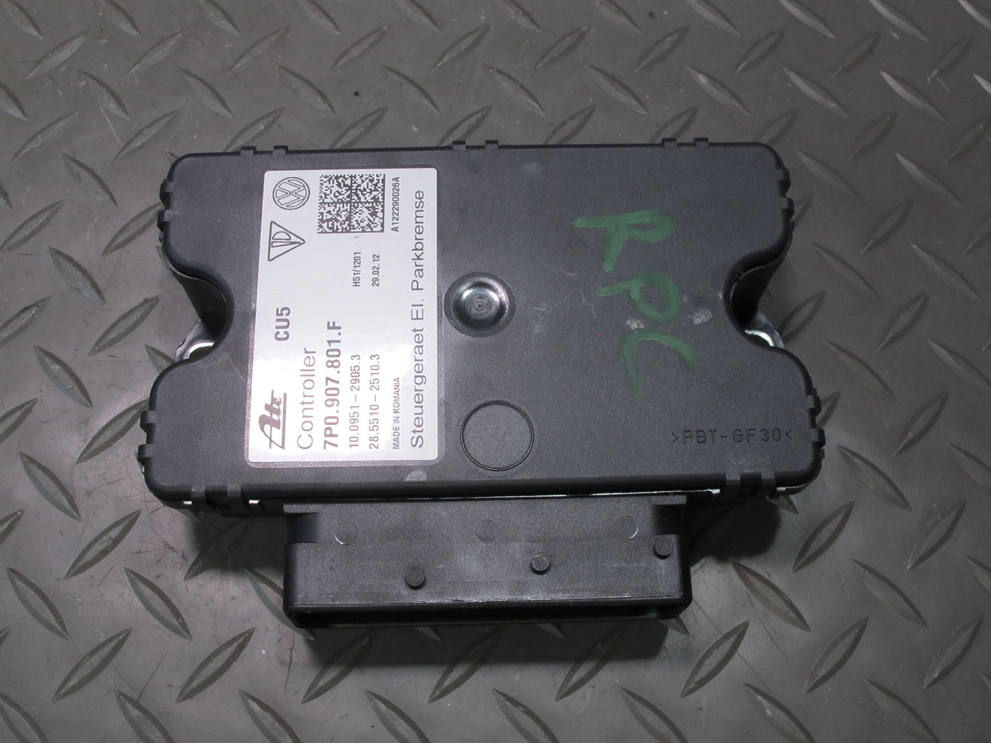 2011-2014 Porsche Cayenne 958 Electric Parking Brake Computer Control Module