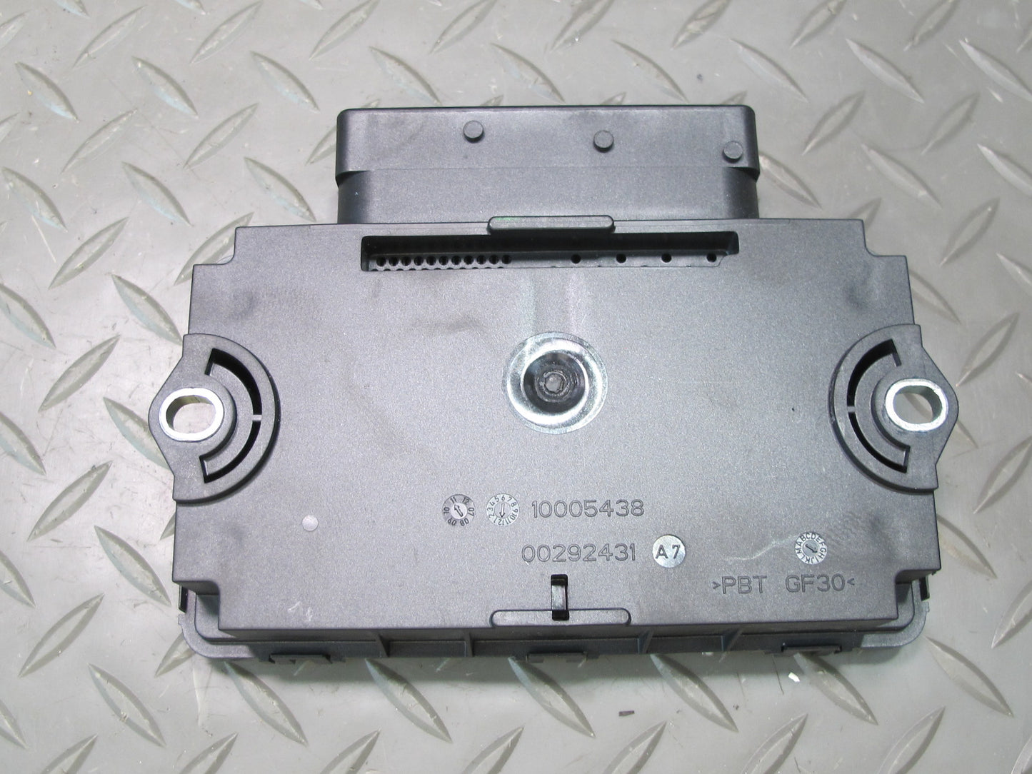 2011-2014 Porsche Cayenne 958 Electric Parking Brake Computer Control Module
