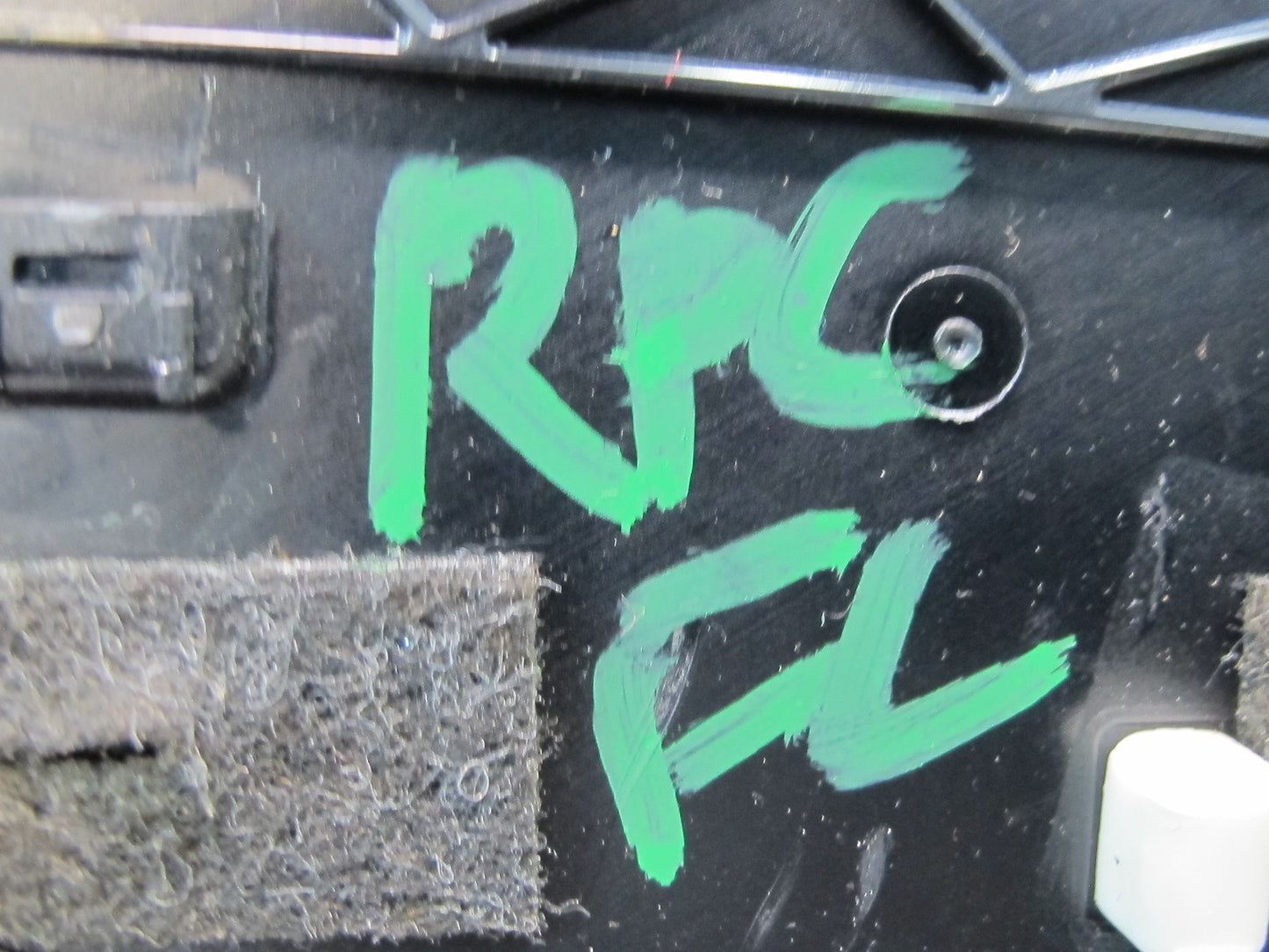 2011-2018 Porsche Cayenne 958 Dash Front Left A/C Air Vent Grille 7P5819727A