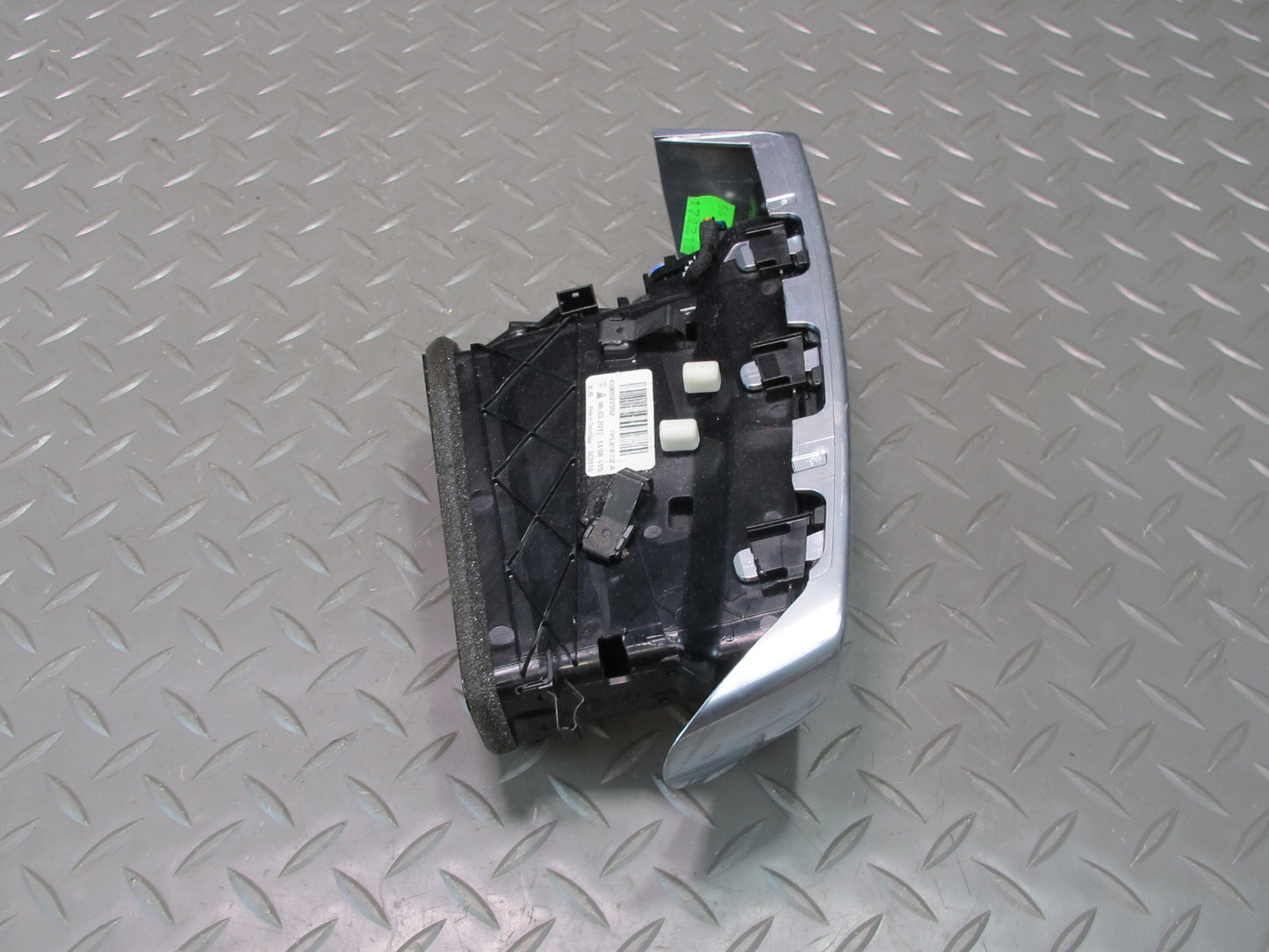 2011-2018 Porsche Cayenne 958 Dash Front Left A/C Air Vent Grille 7P5819727A