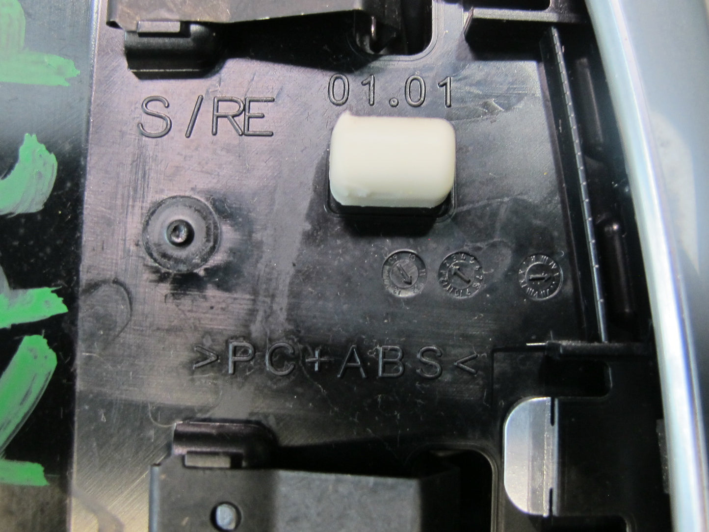 2011-2018 Porsche Cayenne 958 Dash Front Right A/C Air Vent Grille 7P5819704A