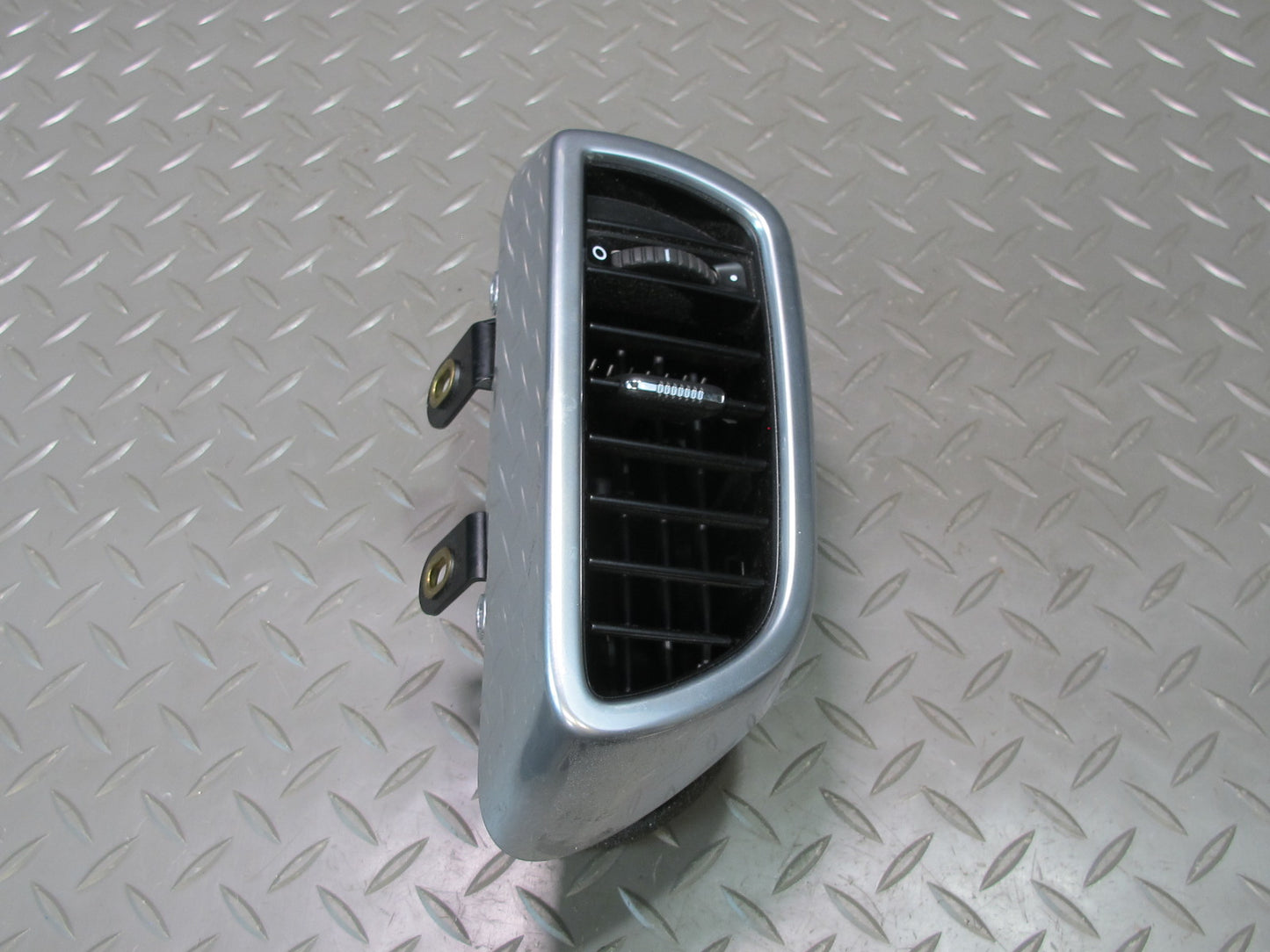 2011-2018 Porsche Cayenne 958 Dash Front Right A/C Air Vent Grille 7P5819704A