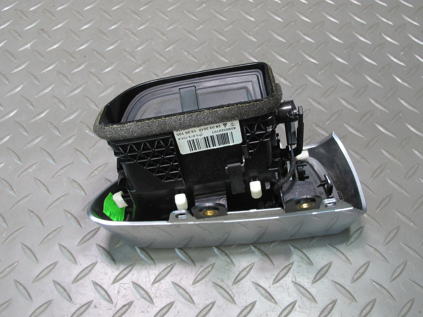 2011-2018 Porsche Cayenne 958 Dash Front Right A/C Air Vent Grille 7P5819704A