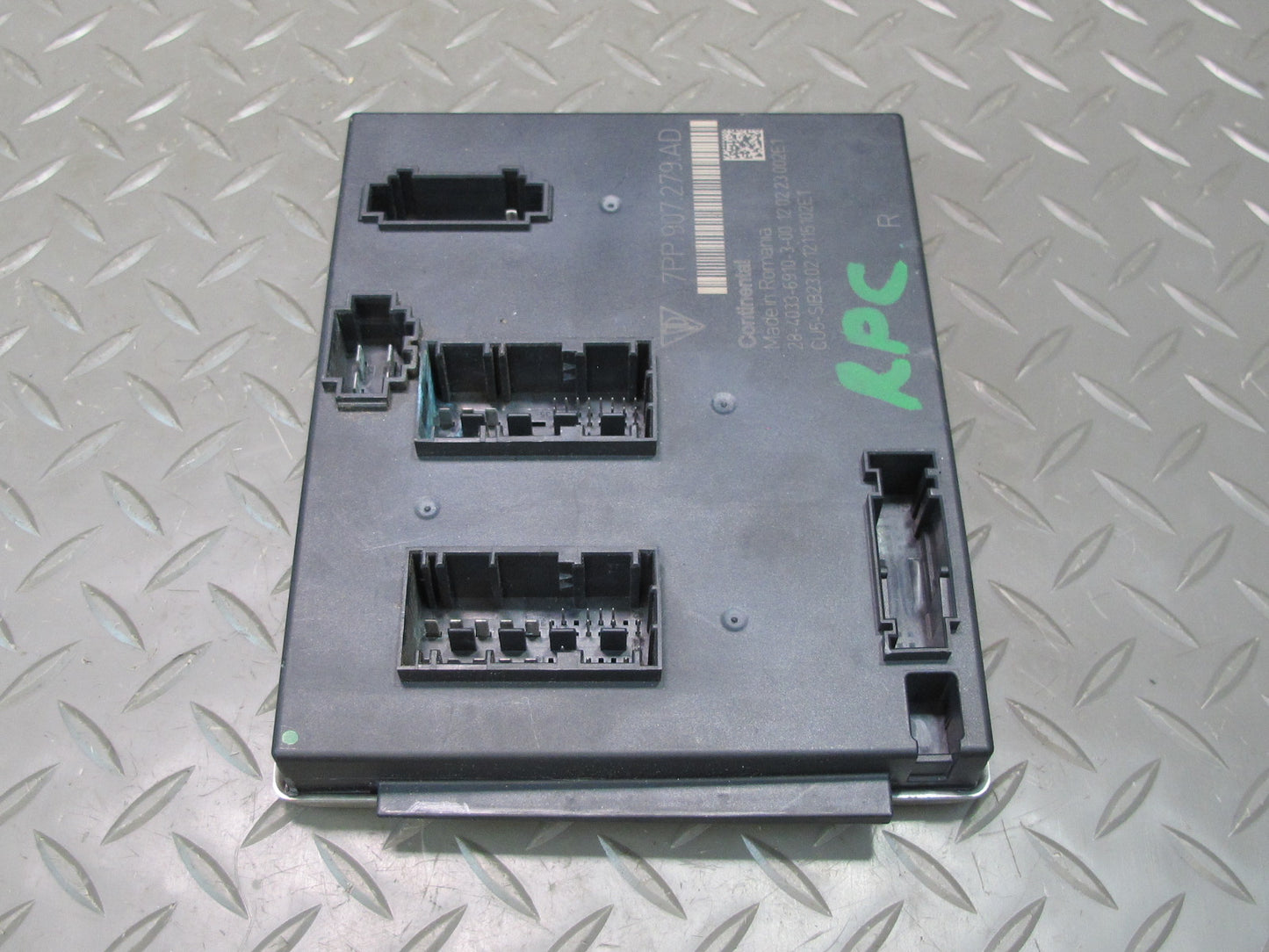 2012 Porsche Cayenne 958 Body Control Module BCM Unit 7PP907279AD