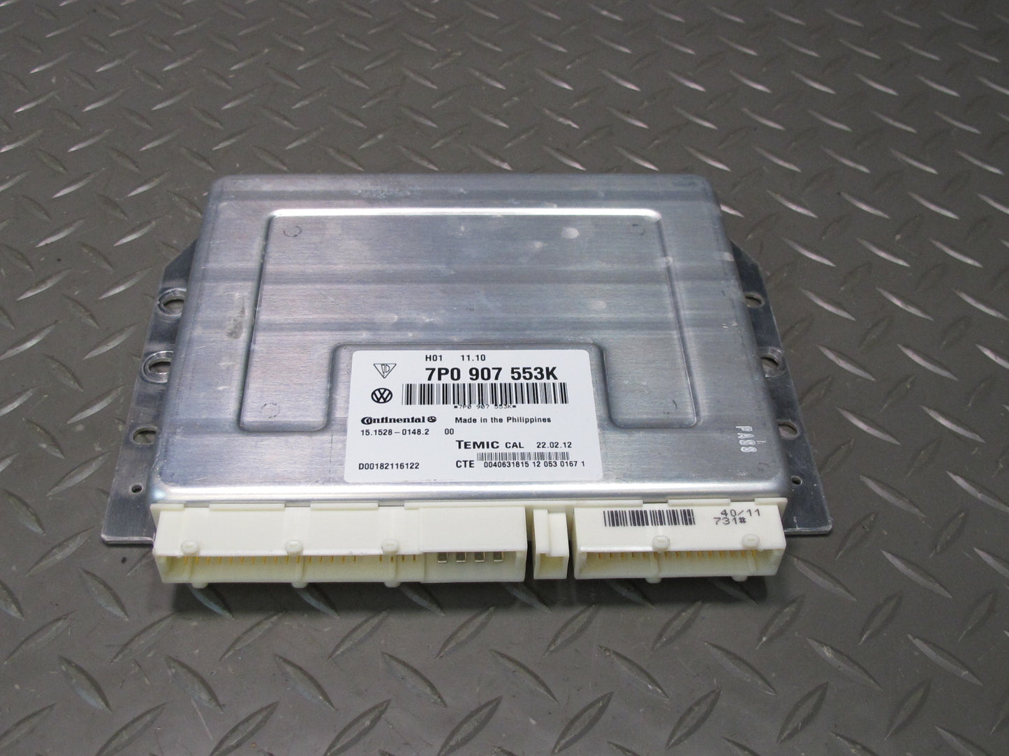 2011-2014 Porsche Cayenne 958 Air Suspension Control Module Unit 7P0907553K